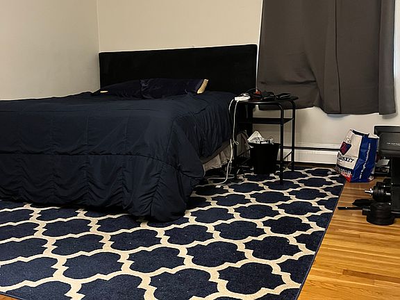 3rd image of 21 Radcliffe Rd #3F