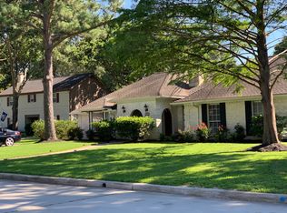 15515 Grovespring Dr, Houston, TX 77068