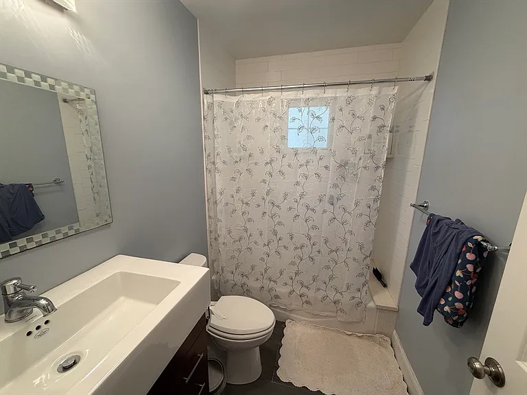 28-30 Chestnut St #28 — Photo 7