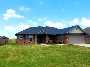 1650 Citation Ln, Prairie Grove, AR 72753
