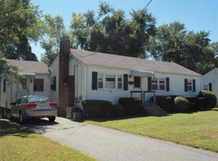 18 Scannell Rd, Randolph, MA 02368