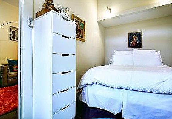 4th image of 57 W 90th St APT 8