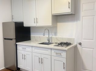 1035 Cedar Ave #10, Long Beach, CA 90813