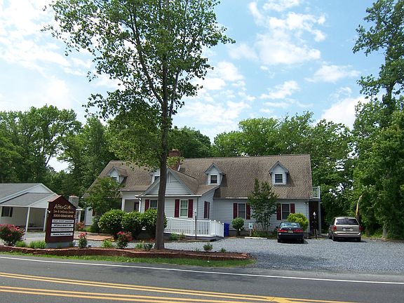 3rd image of 32630 Cedar Dr