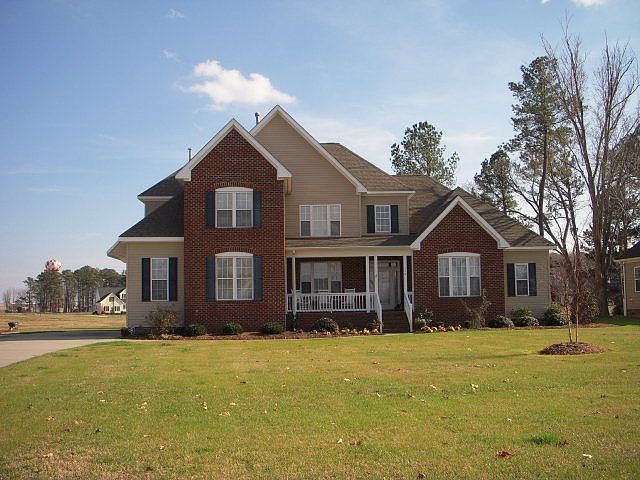 1st image of 114 Pelican Pointe Dr
