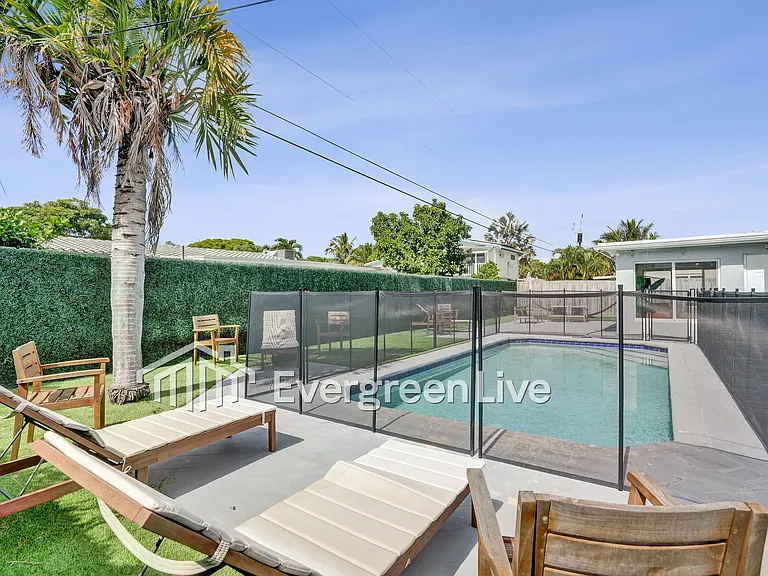 1115 SW 4th Ave — Photo 20