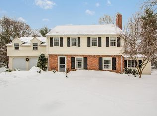 5 Hennessey Dr, Acton, MA 01720