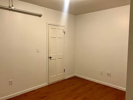 Rented by Voro, LLC | media 39