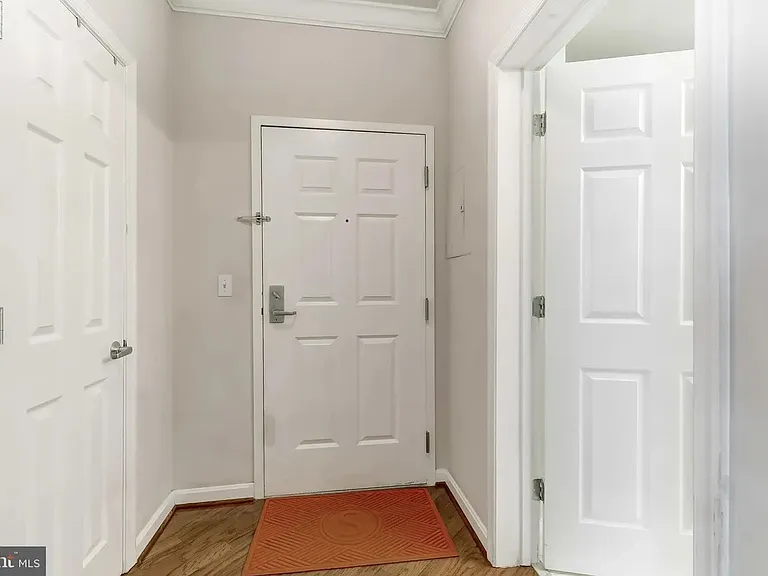23 Pierside Dr #1116 — Photo 2