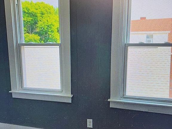 3rd image of 21 White St #3