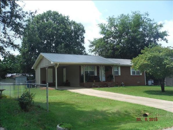 69 Woodfern Ave