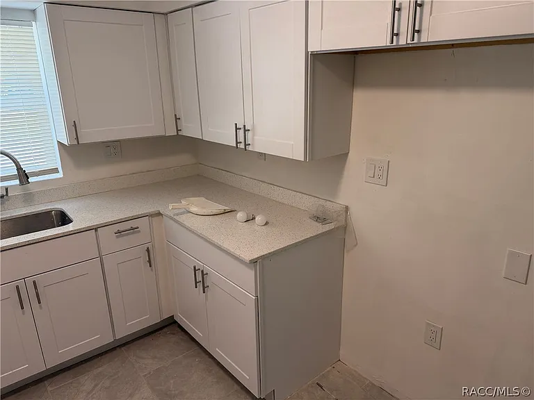1405 Eden Dr — Photo 6