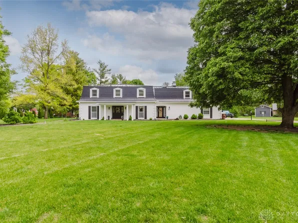 1603 Old School House Rd, Troy, OH 45373