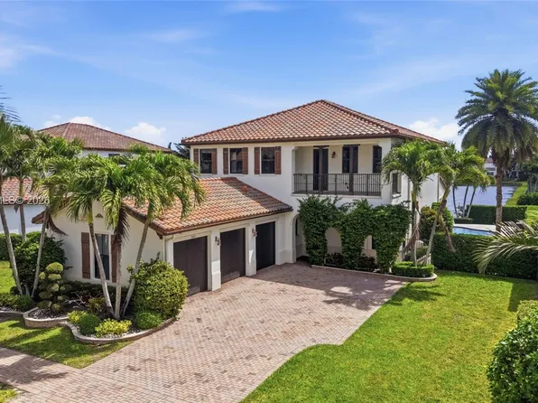 2685 NW 83rd Way, Pembroke Pines, FL 33024