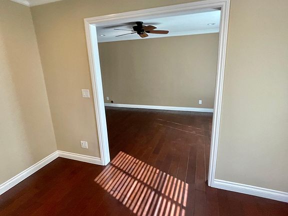 5th image of 2748 Andreo Ave #1
