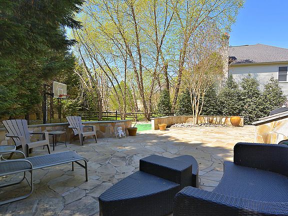 2nd image of 10200 Daphney House Way