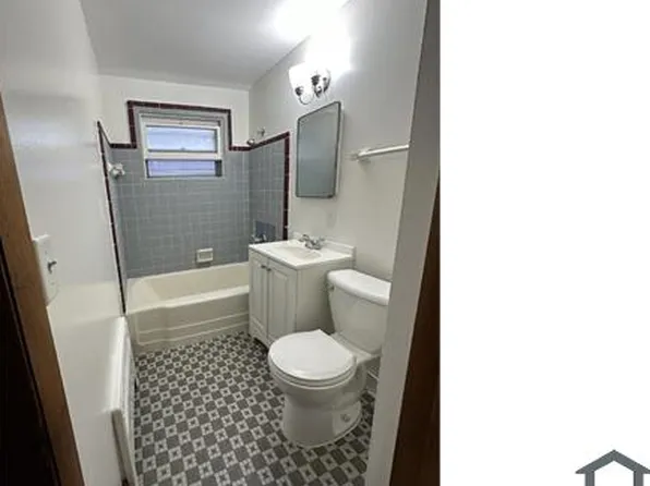 1981 W Villard Ave APT 5, Milwaukee, WI 53209