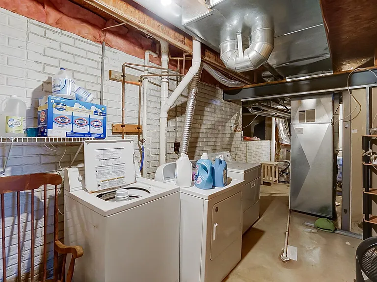 4056 Brookrun Dr — Photo 39