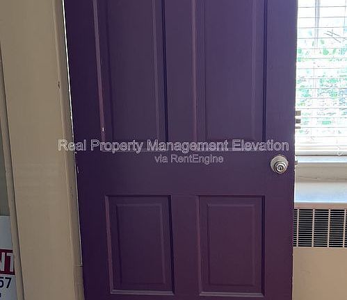 3rd image of 523 S Cameron St APT 3