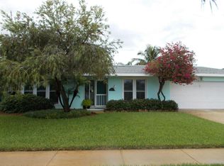 206 Sand Pine Rd, Indialantic, FL 32903