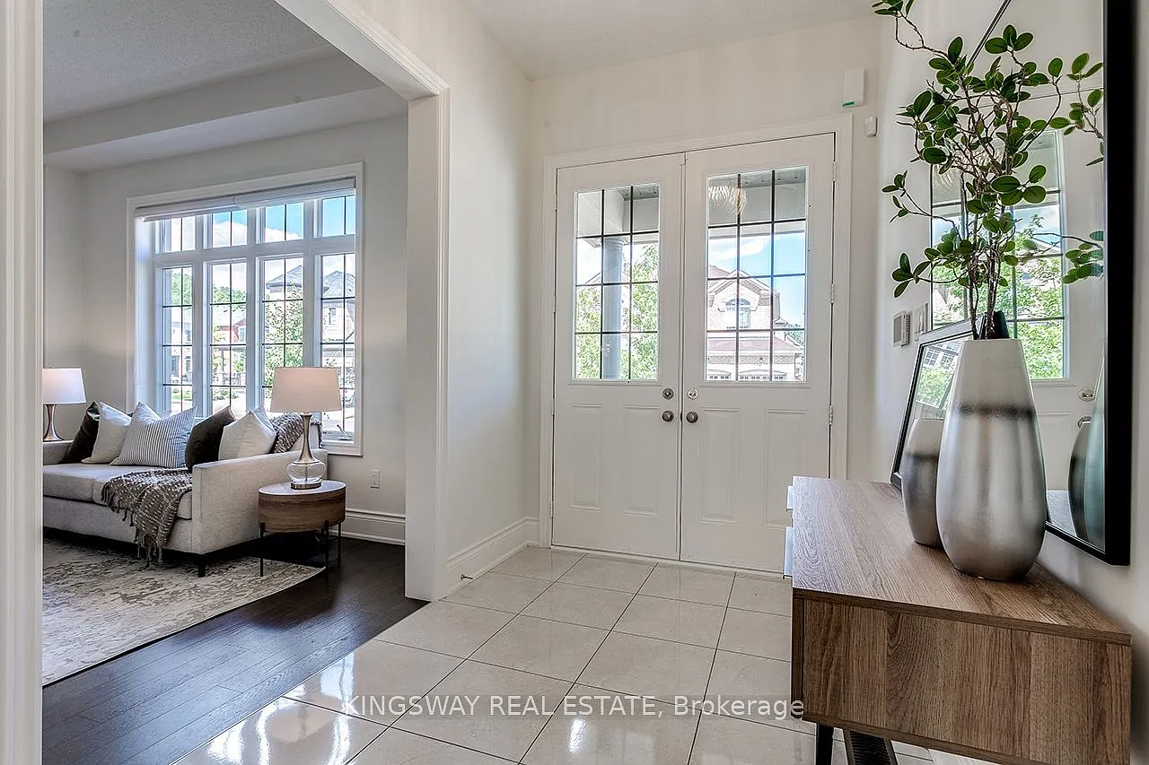 4 bed, $5,300 — Photo 4