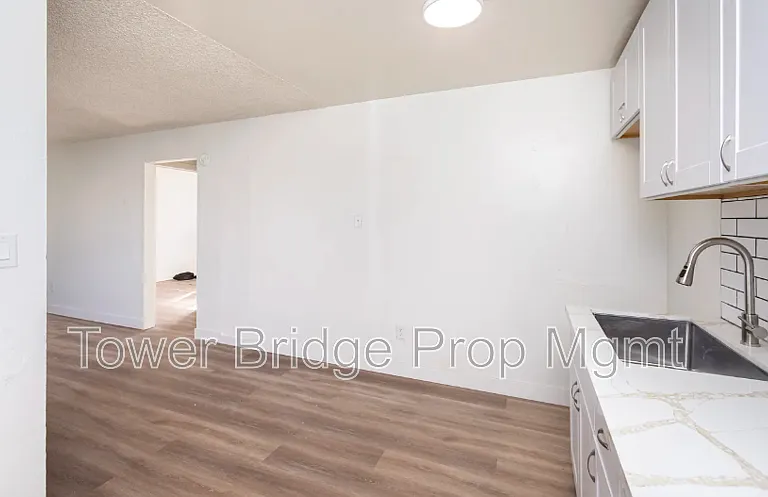 1718 Grand Ave — Photo 7