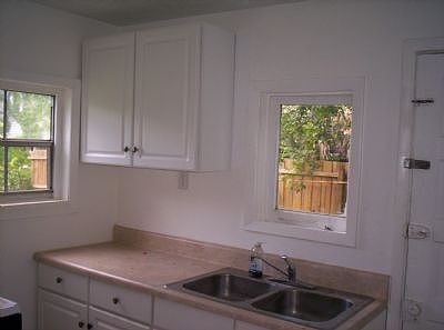 2nd image of 609 Mulberry St #1