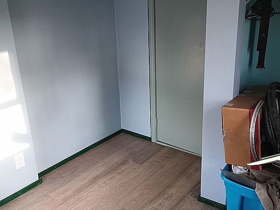 36th image of 23618 Tyler St