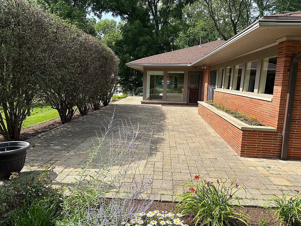 3361 Blossom Heath Rd