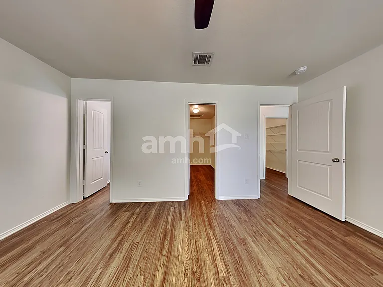 4713 Bridlewood Ln — Photo 9