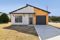 Christy Dr-001.jpg