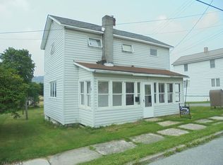1197 3rd St, Nanty Glo, PA 15943