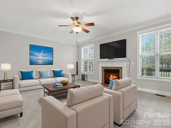 227 Edenshire Ct, Indian Trail, NC 28079