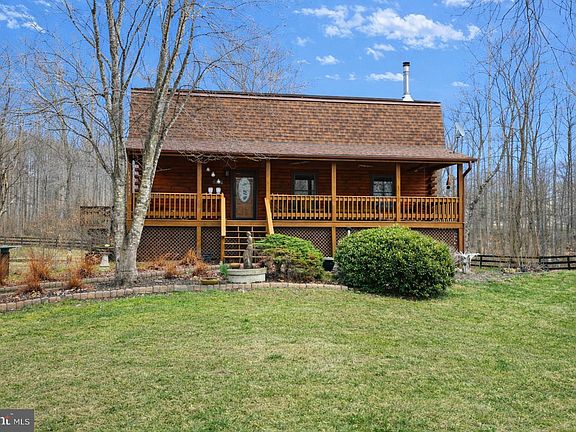 3rd image of 10418 Cliff Mills Rd