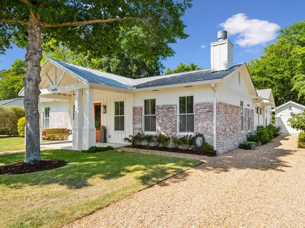 1474 Indian St, Mount Pleasant, SC 29464