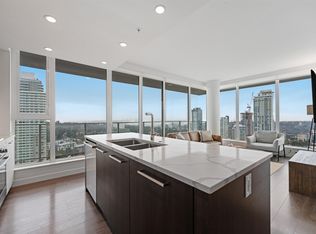 567 Clarke Rd #3206, Coquitlam, BC V3J 3X4