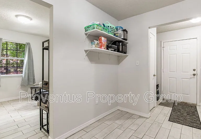 1261 Basin St — Photo 13