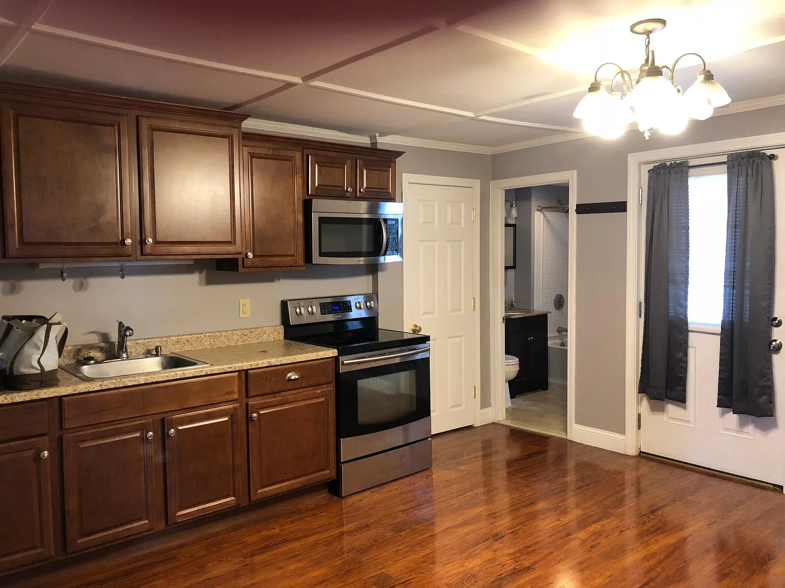 1 bed, 750 sqft, $1,500 — Photo 1