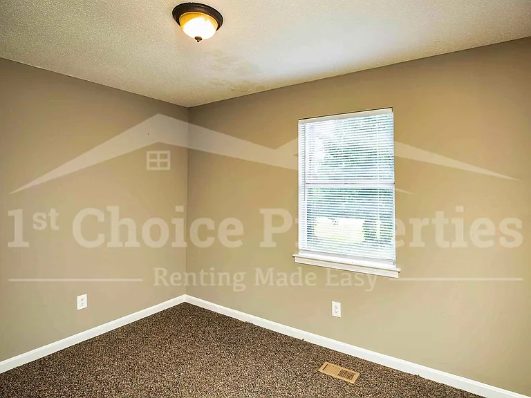 7823 Happy Hollow Rd #1 — Photo 15