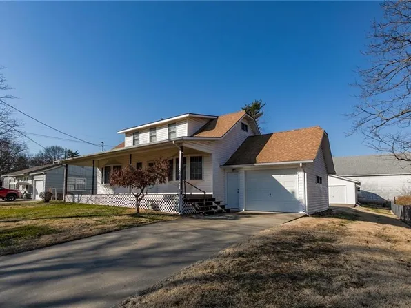3140 S 7th St, Kansas City, KS 66103