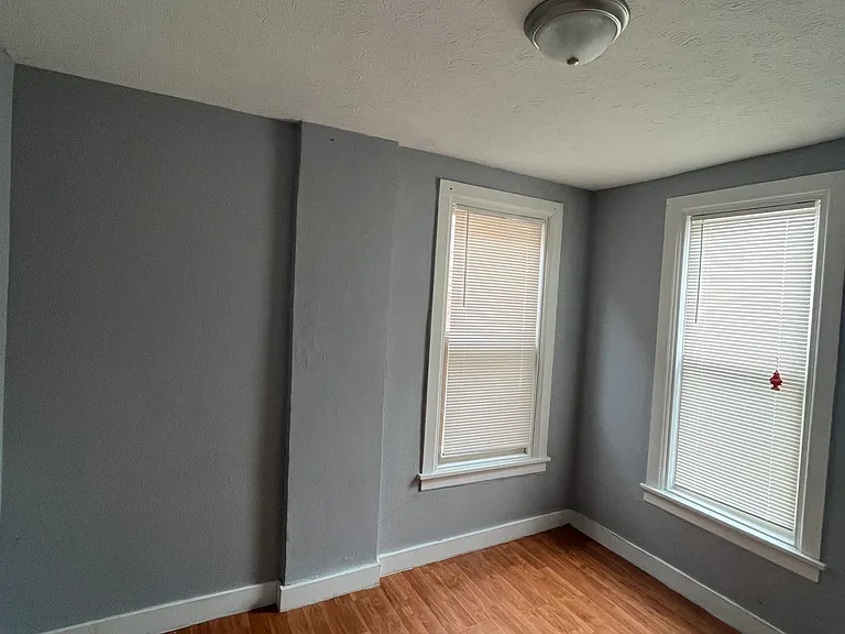 Parkview Place Apartments — Photo 8