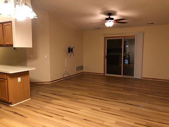 3rd image of 9656 Sawgrass Ct
