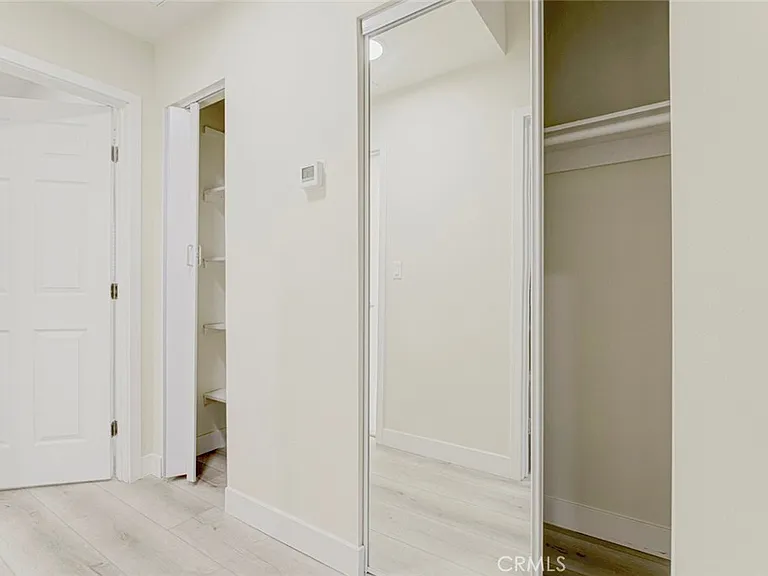 7409 Woodman Ave — Photo 24