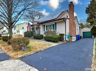 316 Goldenrod Avenue, Bridgeport, CT 06606