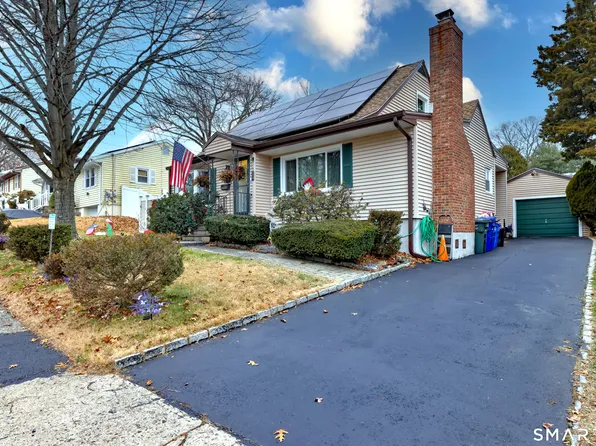 316 Goldenrod Avenue, Bridgeport, CT 06606