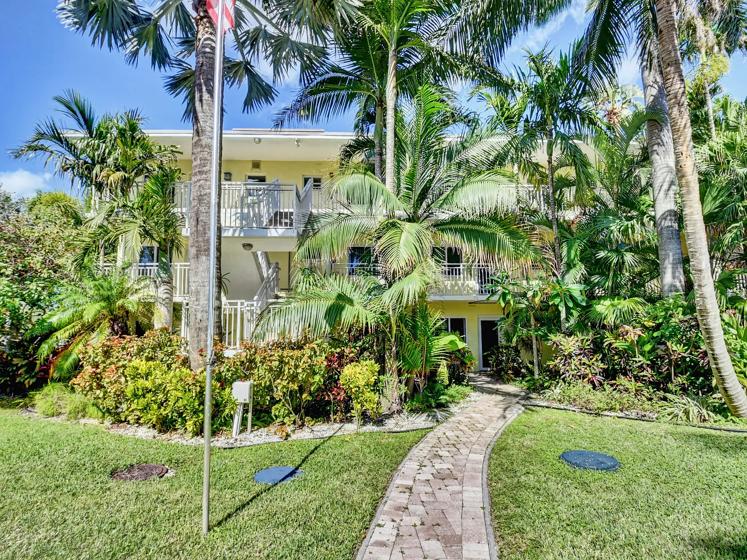 6520 N Ocean Blvd — Photo 4