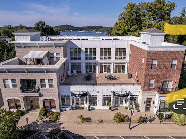 150 Center St #J, Douglas, MI 49406