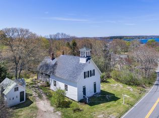 214 Huddle Rd, New Harbor, ME 04554