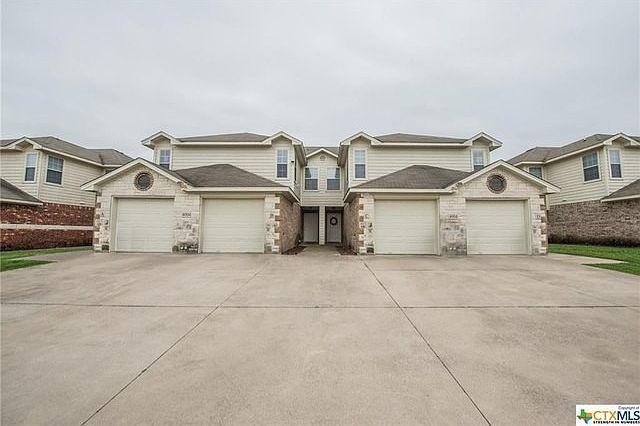 1st image of 4004 Cambridge Dr APT D