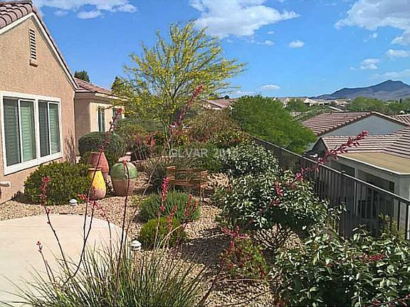 2nd image of 2035 Wildwood Lake St